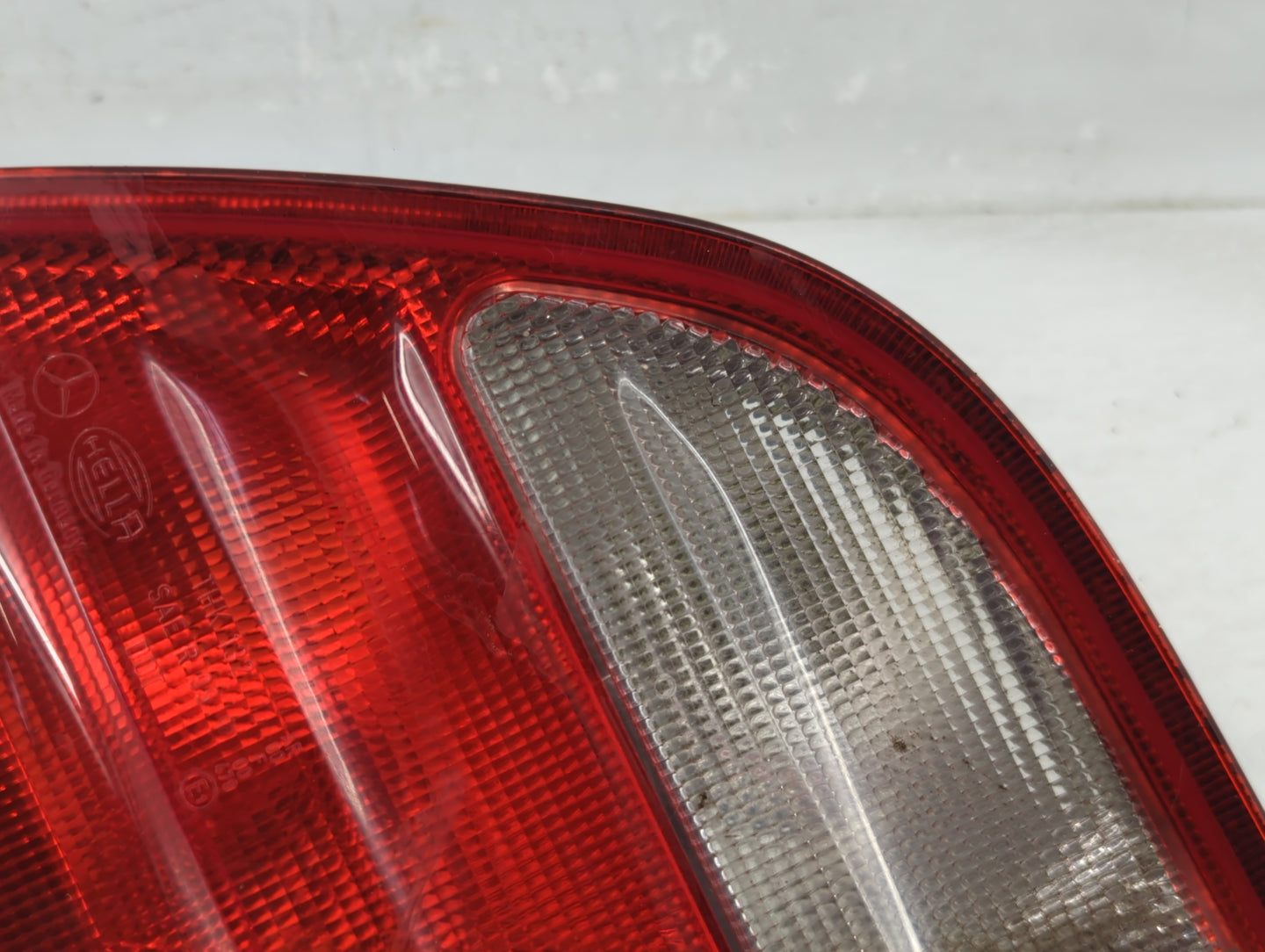 1999 Mercedes-Benz Clk280 Tail Light Assembly Passenger Right OEM Fits Fits 1998 2000 2001 2002 2003 OEM Used Auto Parts - O