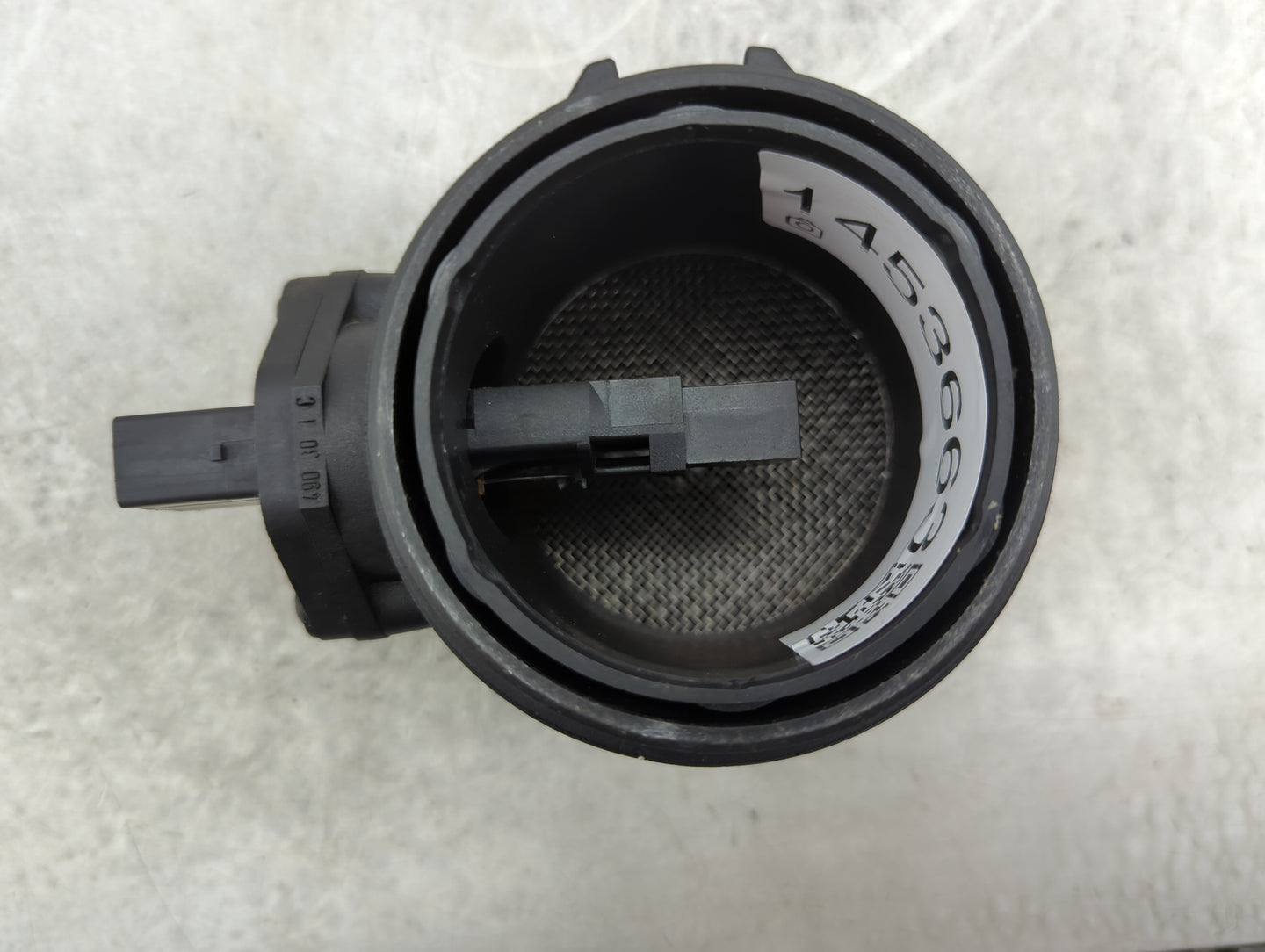 Mercedes-benz E-class Mass Air Flow Meter Maf - Oemusedautoparts1.com
