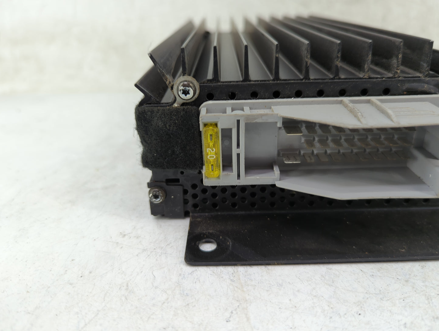 1999 Mercedes-benz E-class Radio Speaker Amplifier - Oemusedautoparts1.com