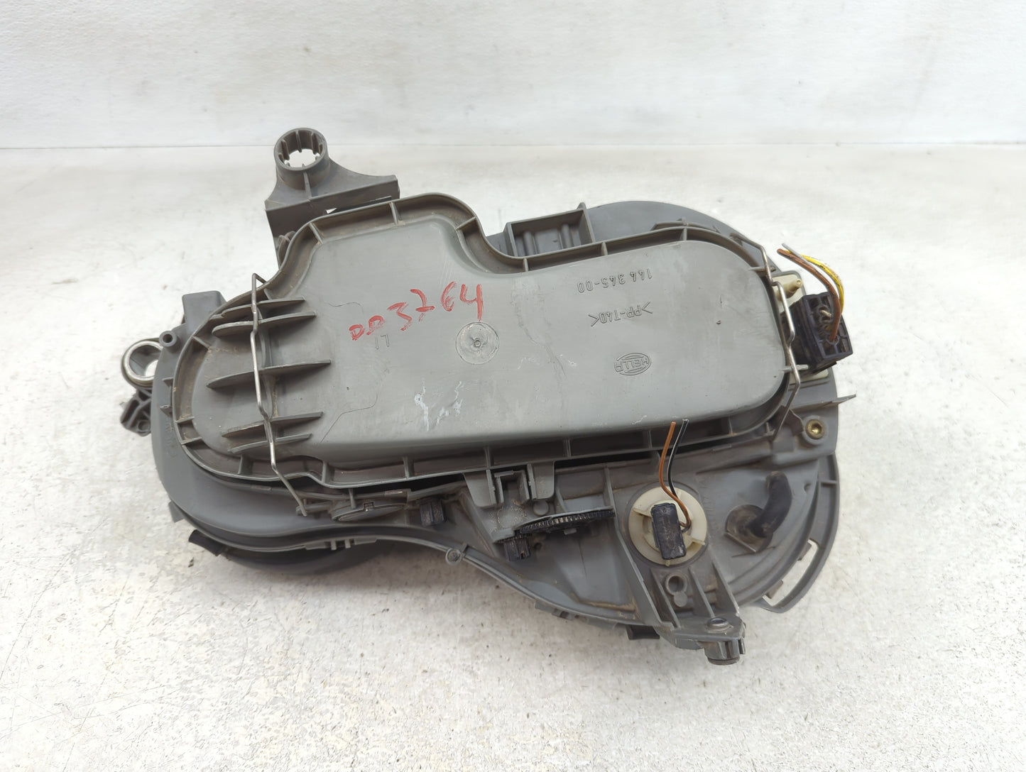 1996-1999 Mercedes-benz E300 Driver Left Oem Head Light Headlight Lamp - Oemusedautoparts1.com