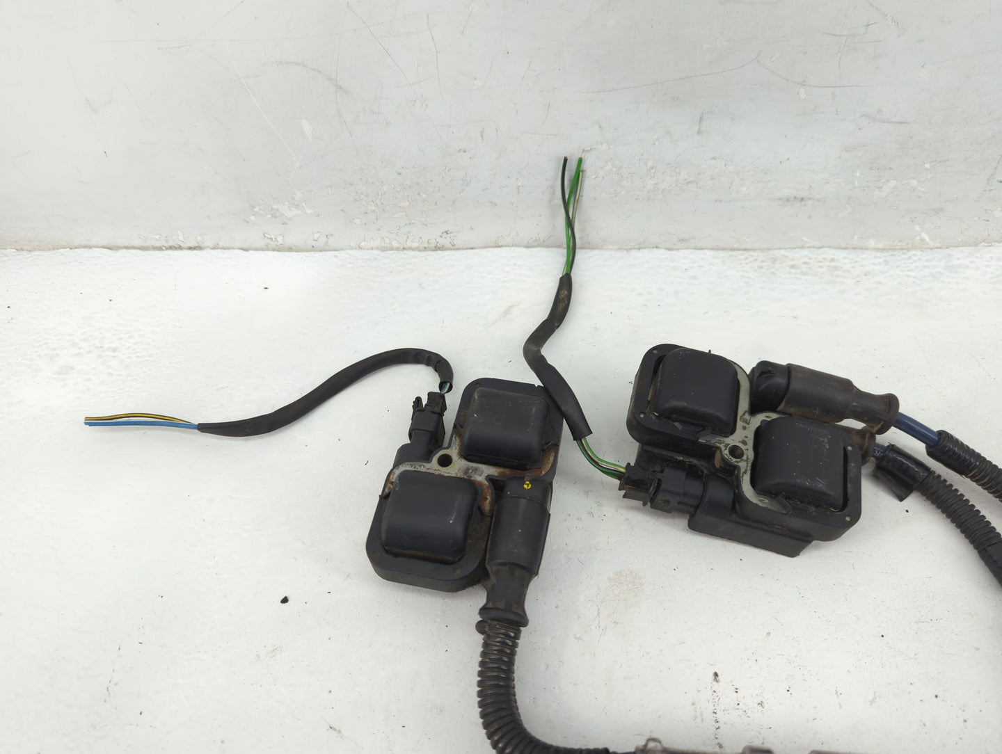 1998-2005 Mercedes-benz E320 Ignition Coil Igniter Pack - Oemusedautoparts1.com