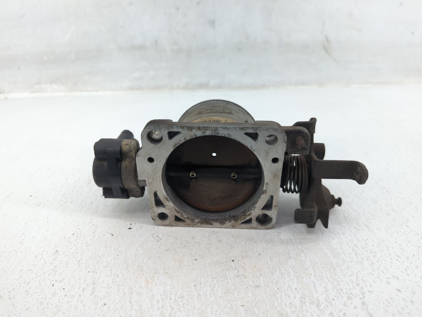 1999 Mercedes-Benz E350 Throttle Body P/N:F81U-AC YC2U-BC Fits Fits 1998 2000 2001 2002 2003 2004 2005 OEM Used Auto Parts -