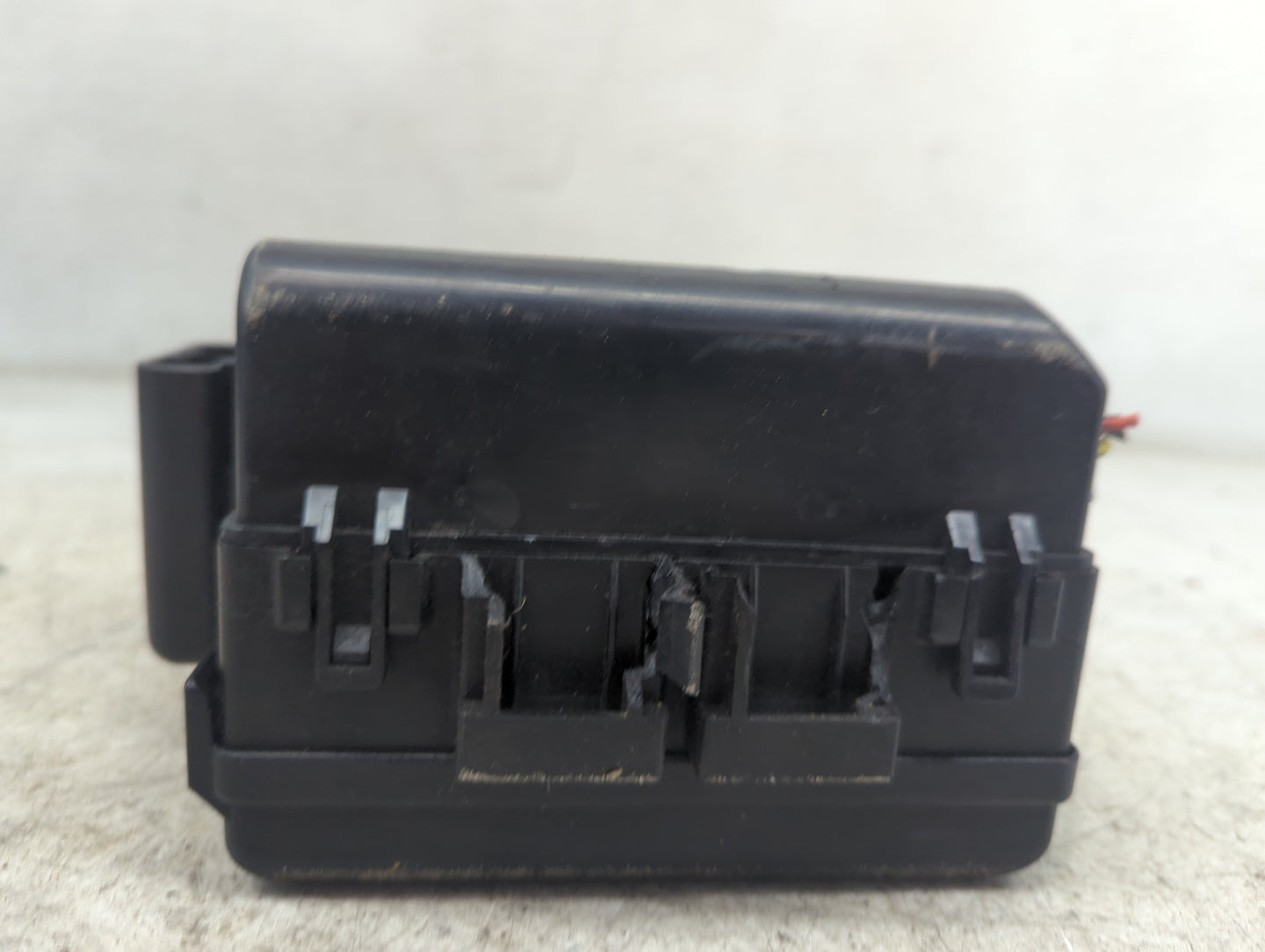 1999 Mercury Grand Marquis Fusebox Fuse Box Panel Relay Module Fits OEM Used Auto Parts - Oemusedautoparts1.com