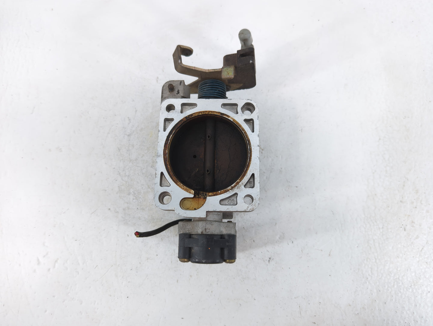 1998-2004 Mercury Grand Marquis Throttle Body P/N:F4SF 98989 Fits Fits 1998 1999 2000 2001 2002 2003 2004 OEM Used Auto Part