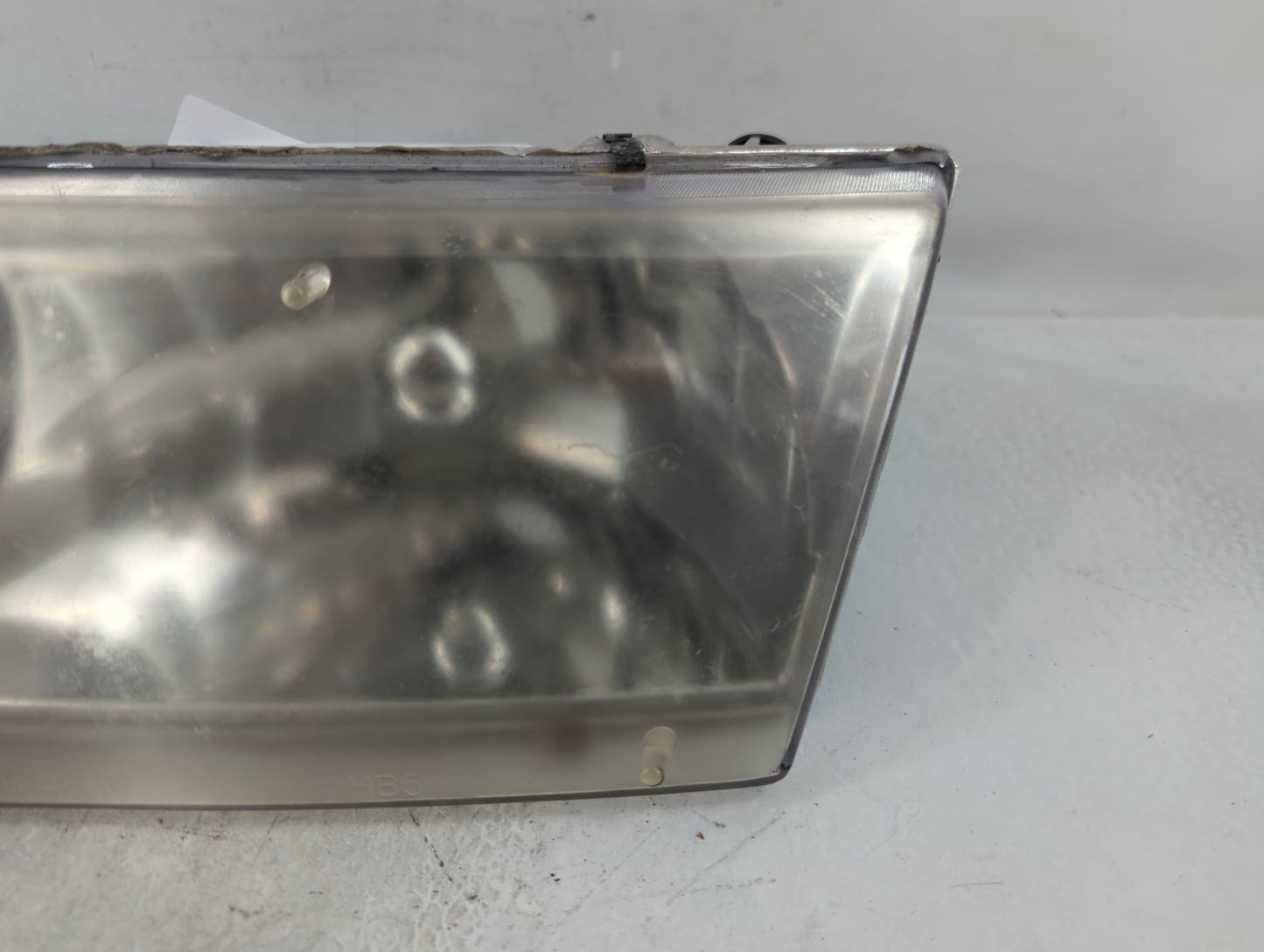 1998 Mercury Grand Marquis Passenger Right Oem Head Light Headlight Lamp - Oemusedautoparts1.com