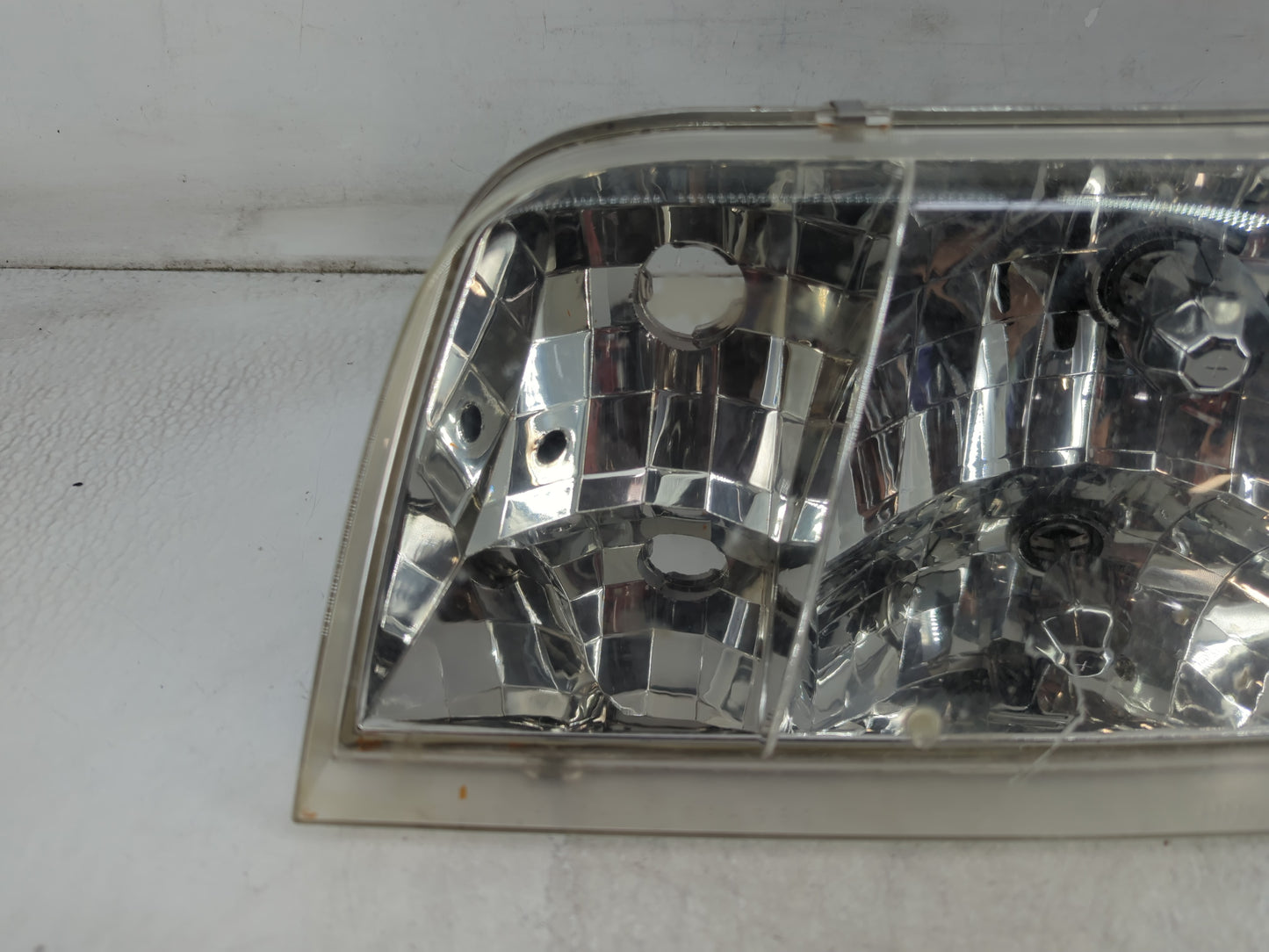 1999-1999 Mercury Grand Marquis Driver Left Oem Head Light Headlight Lamp - Oemusedautoparts1.com