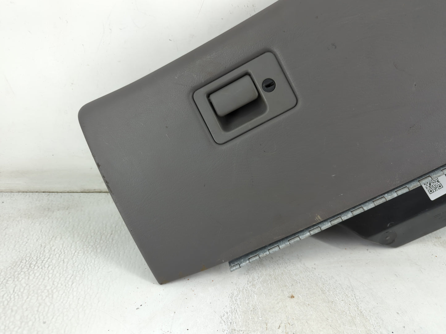 1999 Mercury Grand Marquis Passenger Glove Box Door Storage Compartment - Oemusedautoparts1.com