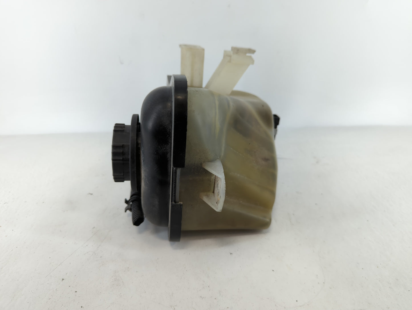 1997-2005 Mercury Sable Windshield Washer Fluid Reservoir Bottle Oem - Oemusedautoparts1.com