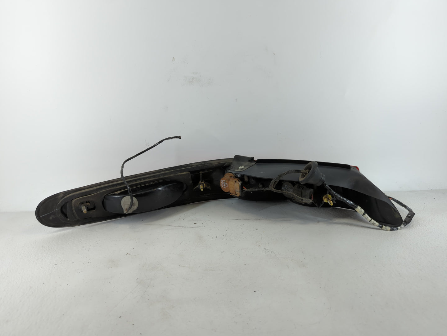 1998-1999 Mercury Sable Tail Light Assembly Passenger Right OEM P/N:F6DB-13440-B Fits Fits 1998 1999 OEM Used Auto Parts - O