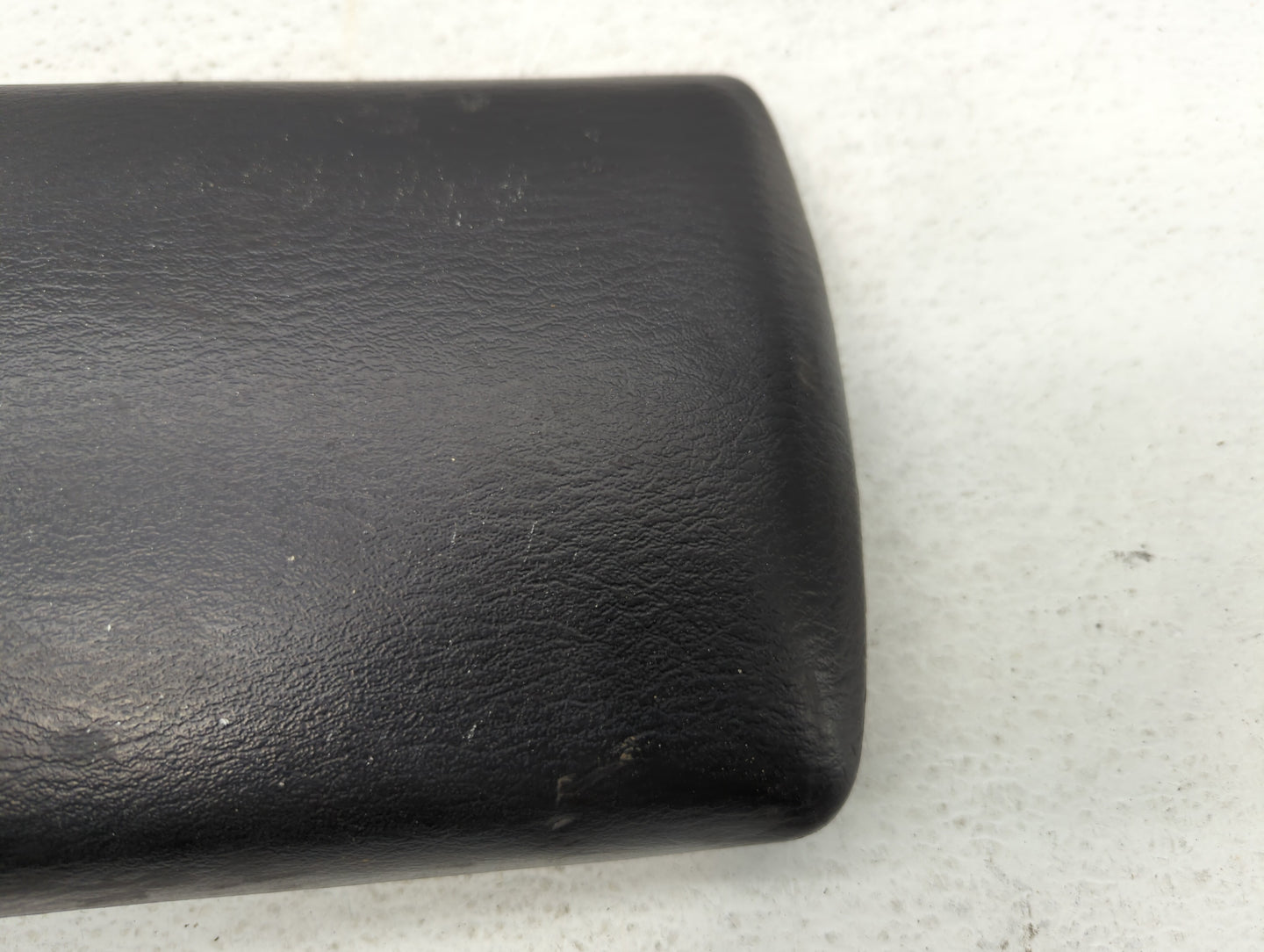 1999 Mitsubishi Eclipse Center Console Armrest Cover Lid Black - Oemusedautoparts1.com