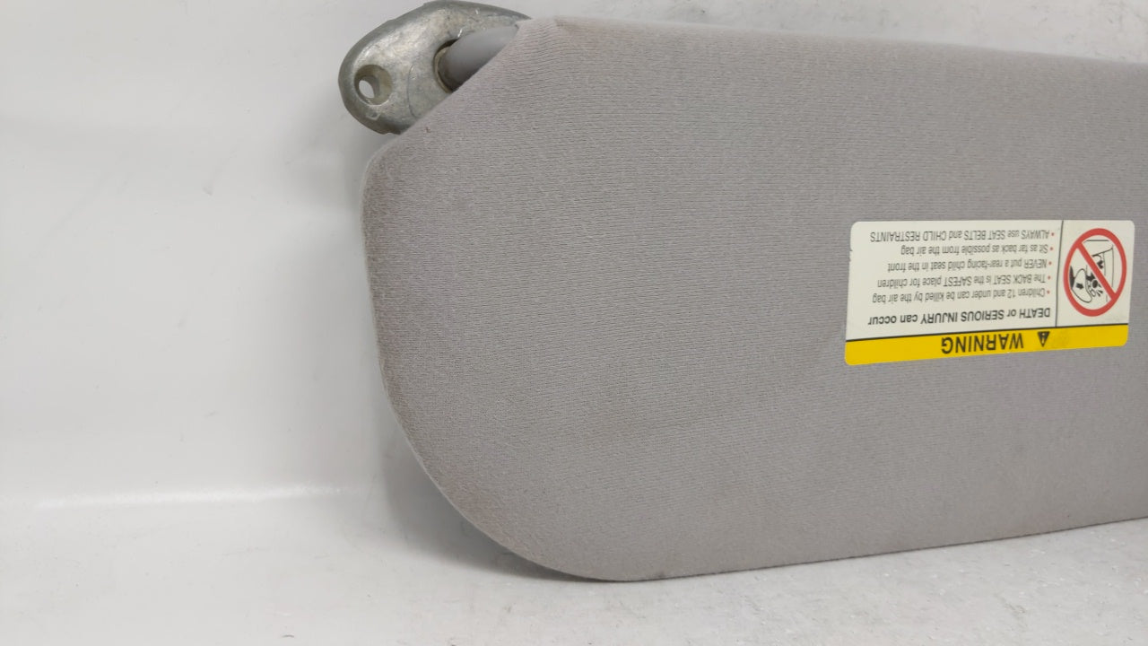 1999 Mitsubishi Galant Sun Visor Shade Replacement Passenger Right Mirror Fits OEM Used Auto Parts - Oemusedautoparts1.com