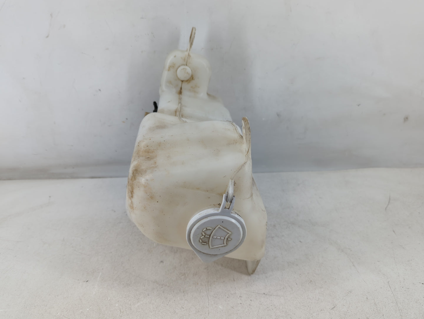 1999 Montero Sport Windshield Washer Fluid Reservoir Bottle Oem - Oemusedautoparts1.com