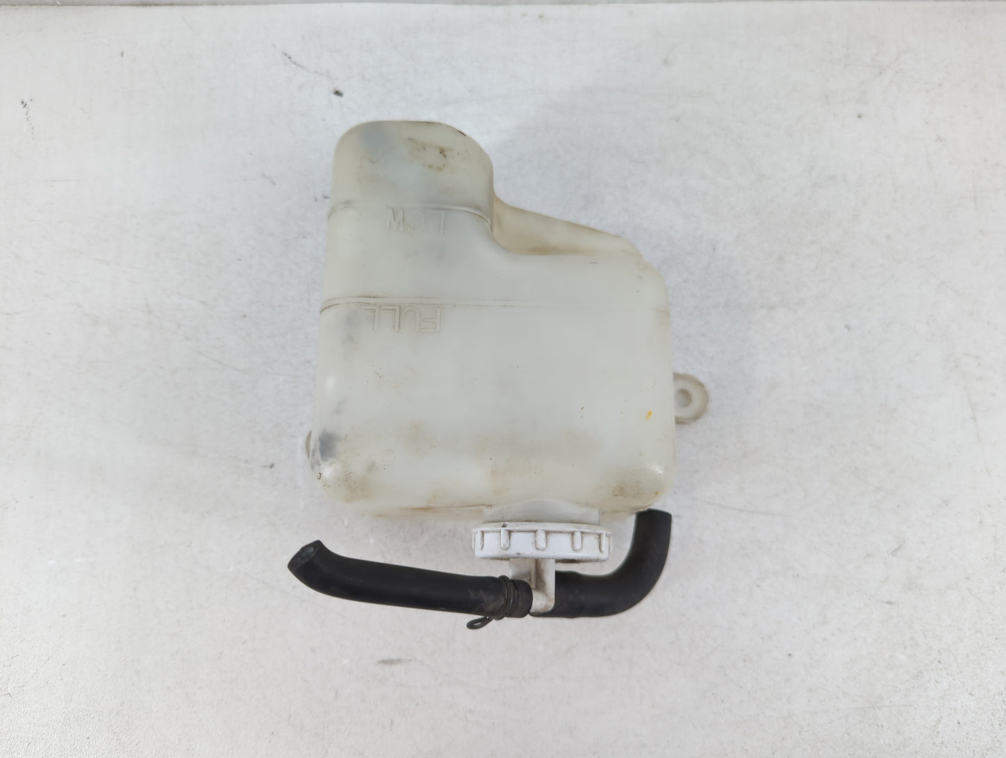 1999 Montero Sport Windshield Washer Fluid Reservoir Bottle Oem - Oemusedautoparts1.com