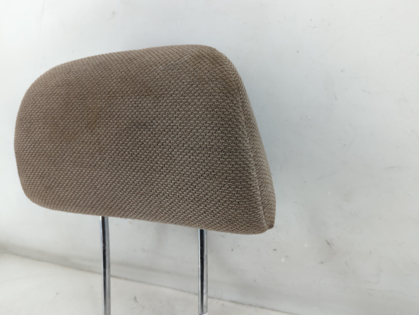 1999 Mitsubishi Montero Sport Headrest Head Rest Front Driver Passenger Seat Fits OEM Used Auto Parts - Oemusedautoparts1.co