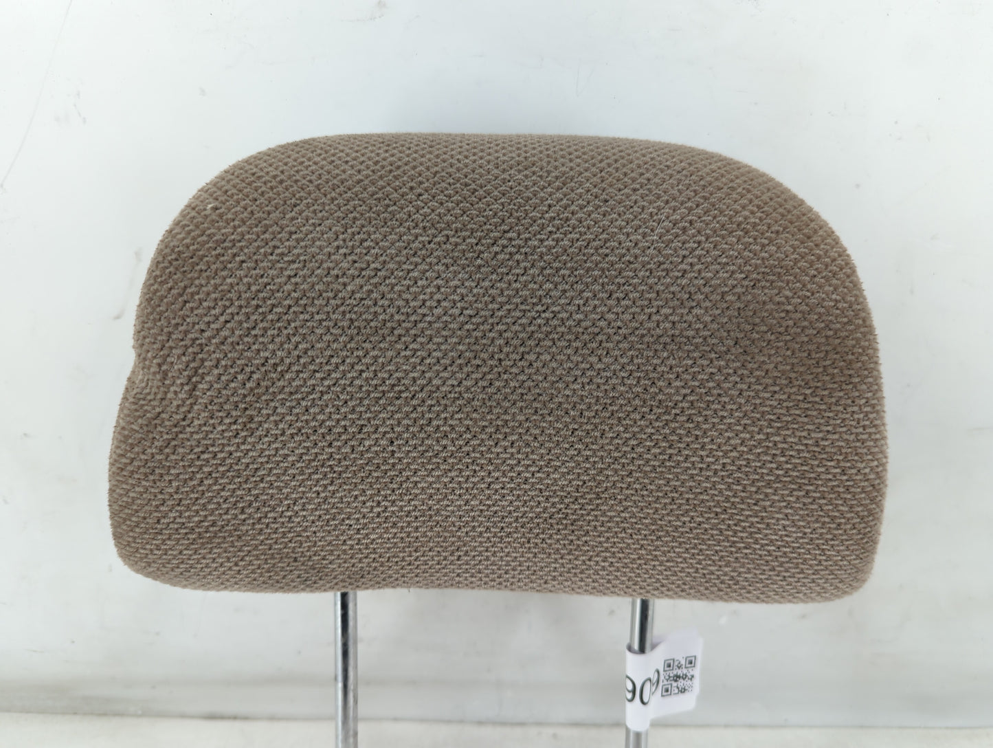 1999 Mitsubishi Montero Sport Headrest Head Rest Front Driver Passenger Seat Fits OEM Used Auto Parts - Oemusedautoparts1.co