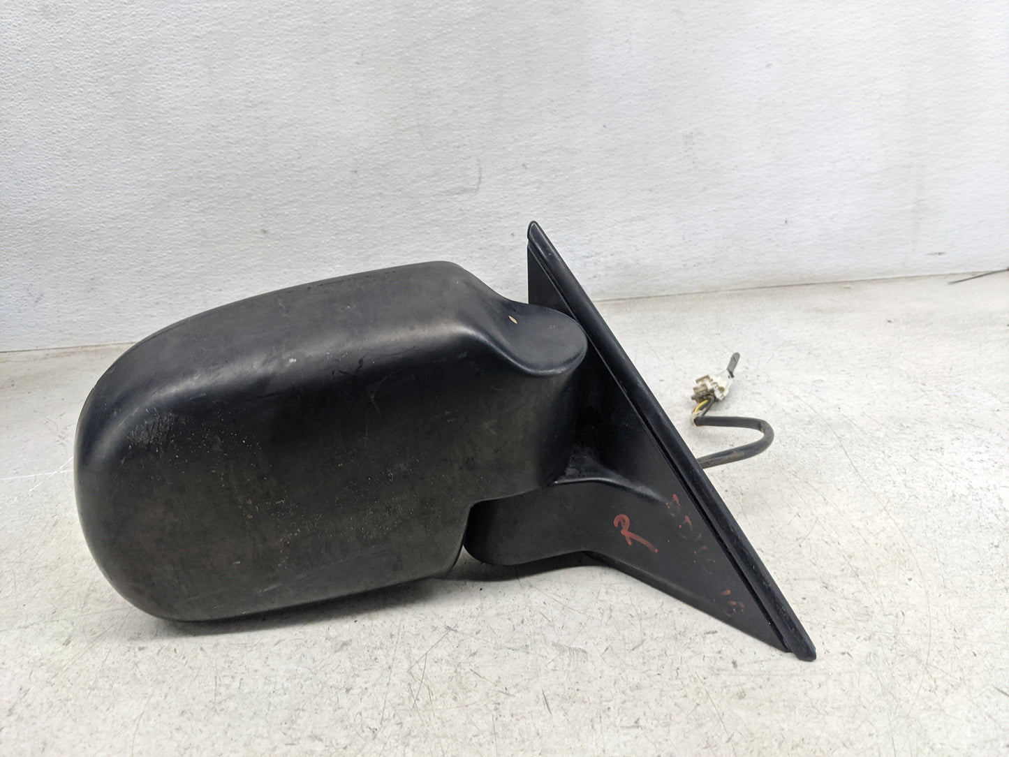 1997-2002 Mitsubishi Montero Sport Passenger Side View Mirror - Right Door Mirror OEM Used - Oemusedautoparts1.com