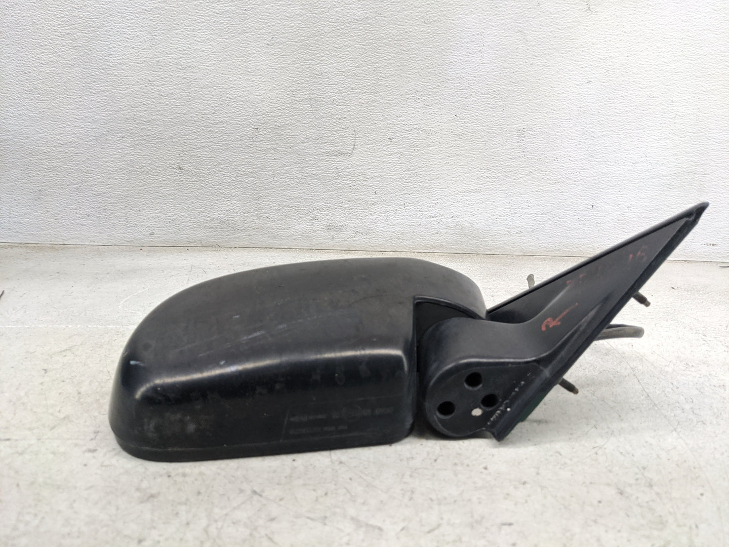 1997-2002 Mitsubishi Montero Sport Passenger Side View Mirror - Right Door Mirror OEM Used - Oemusedautoparts1.com