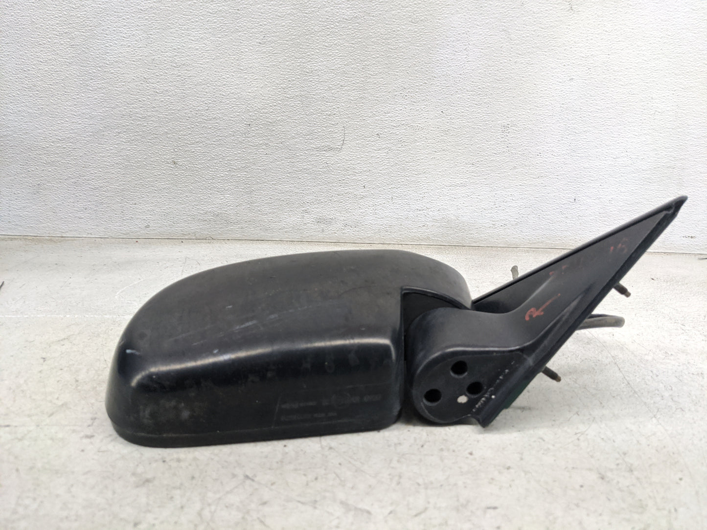 1997-2002 Mitsubishi Montero Sport Passenger Side View Mirror - Right Door Mirror OEM Used - Oemusedautoparts1.com