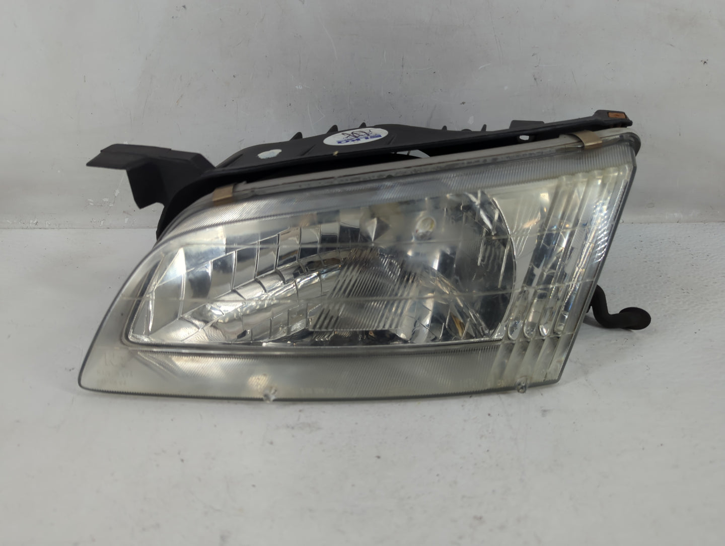 1998-1999 Nissan Altima Driver Left Oem Head Light Headlight Lamp - Oemusedautoparts1.com
