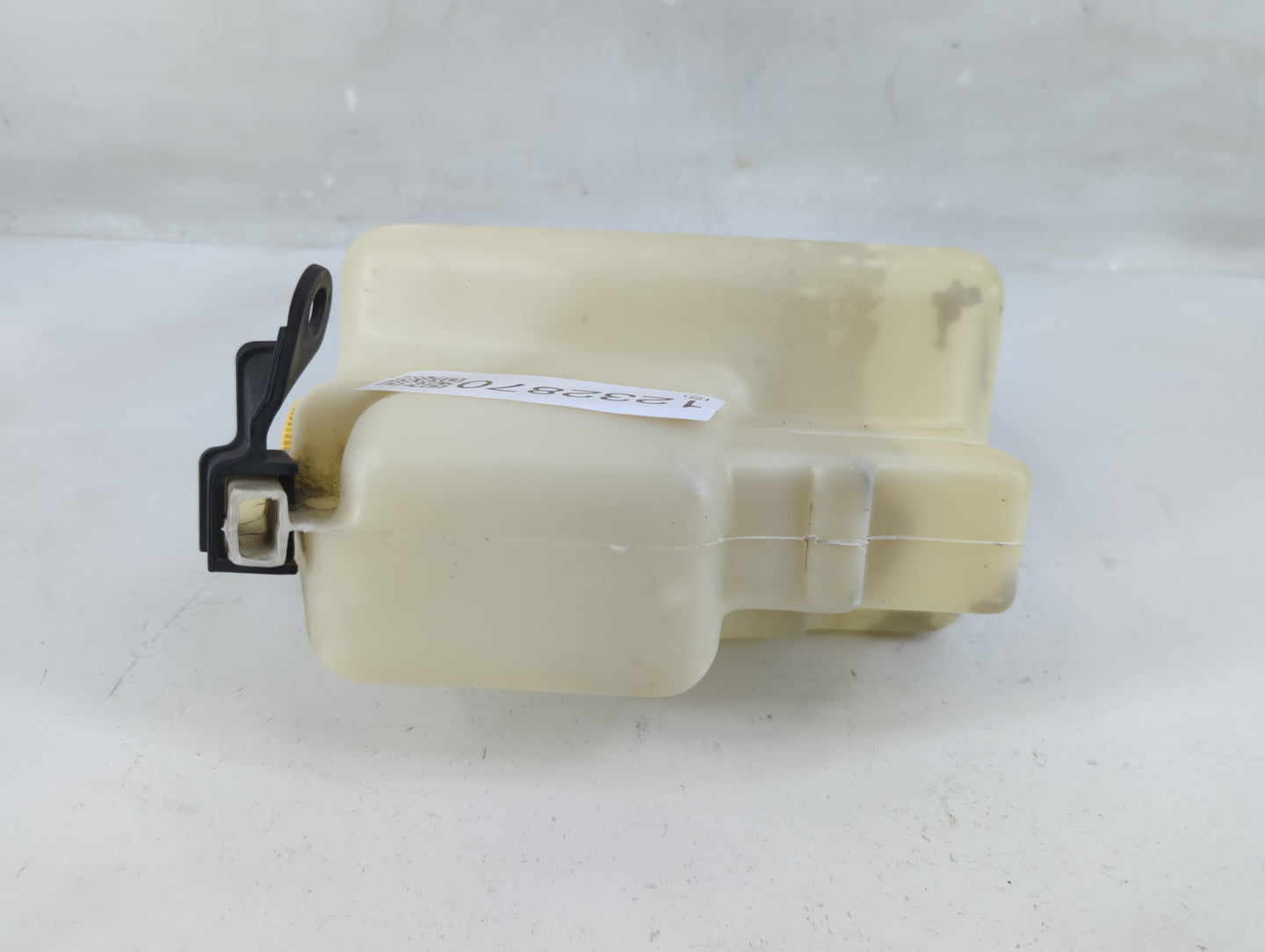 1993-2001 Nissan Altima Radiator Coolant Overflow Expansion Tank Bottle - Oemusedautoparts1.com