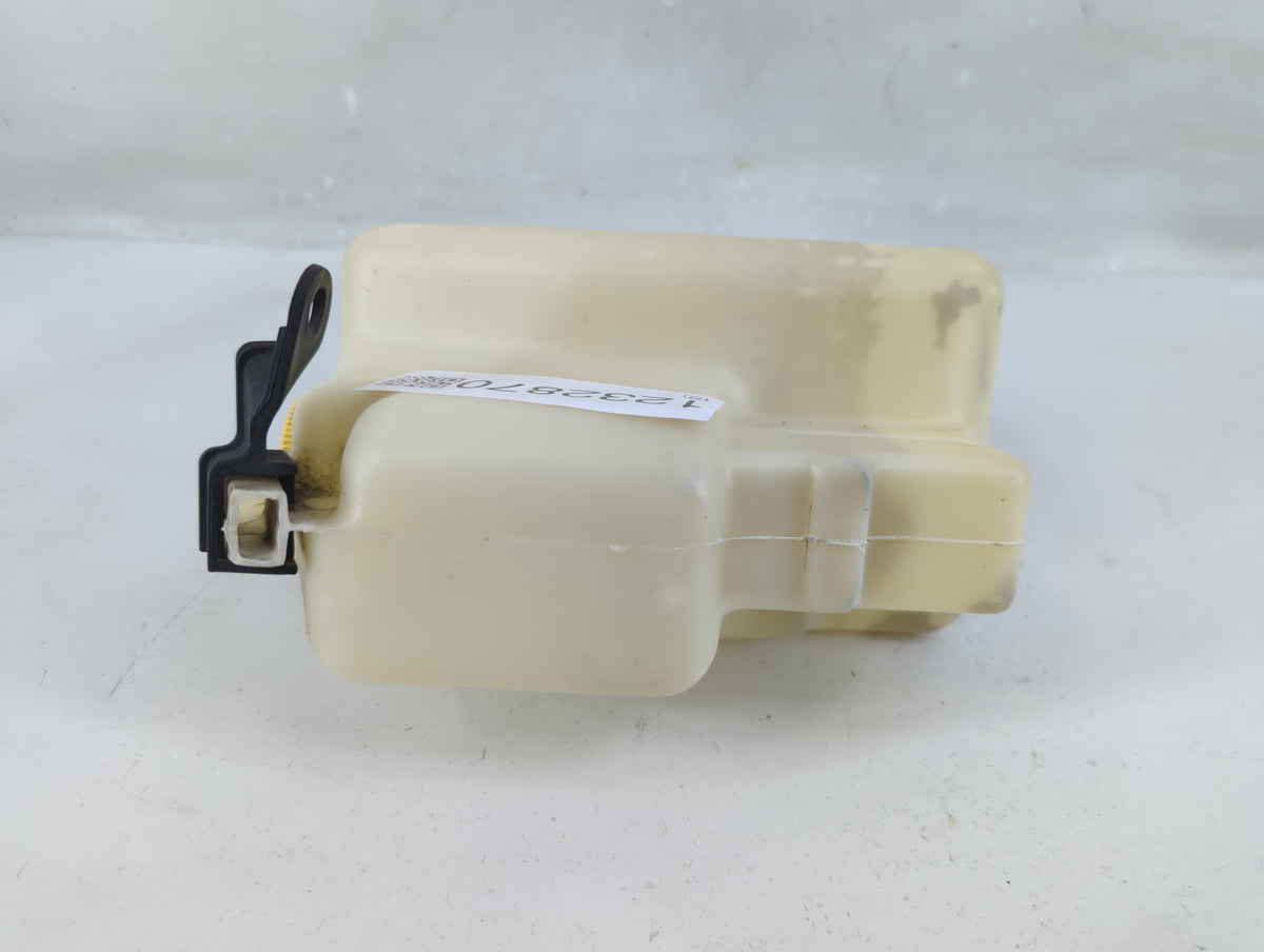 1993-2001 Nissan Altima Radiator Coolant Overflow Expansion Tank Bottle - Oemusedautoparts1.com