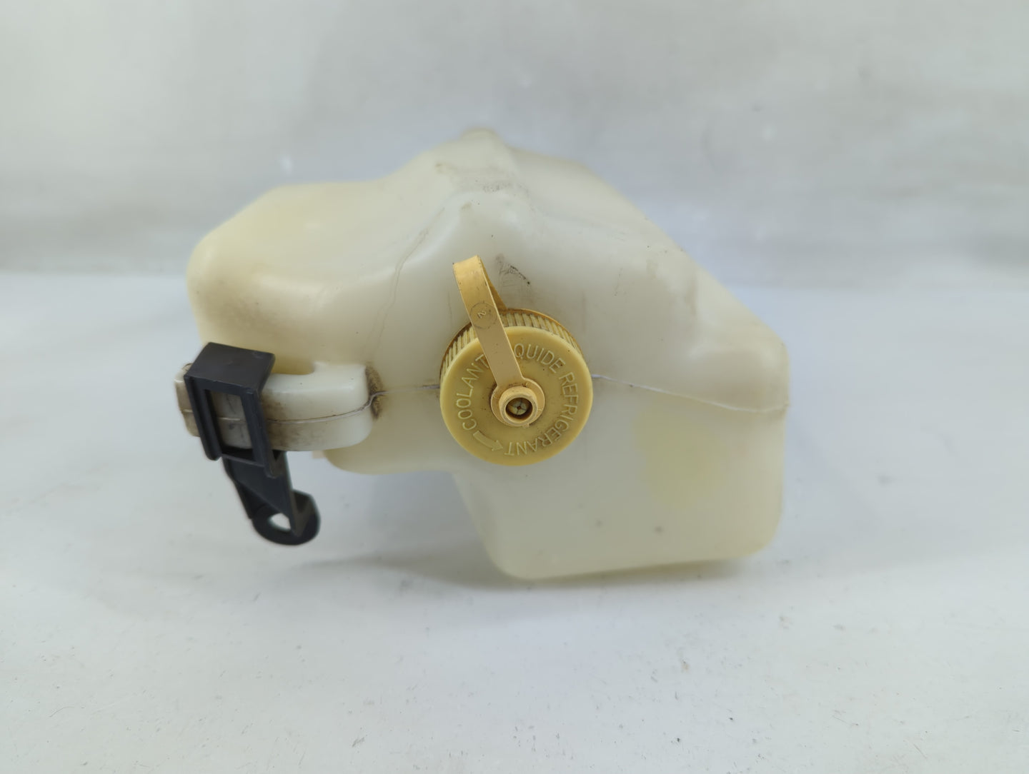 1993-2001 Nissan Altima Radiator Coolant Overflow Expansion Tank Bottle - Oemusedautoparts1.com