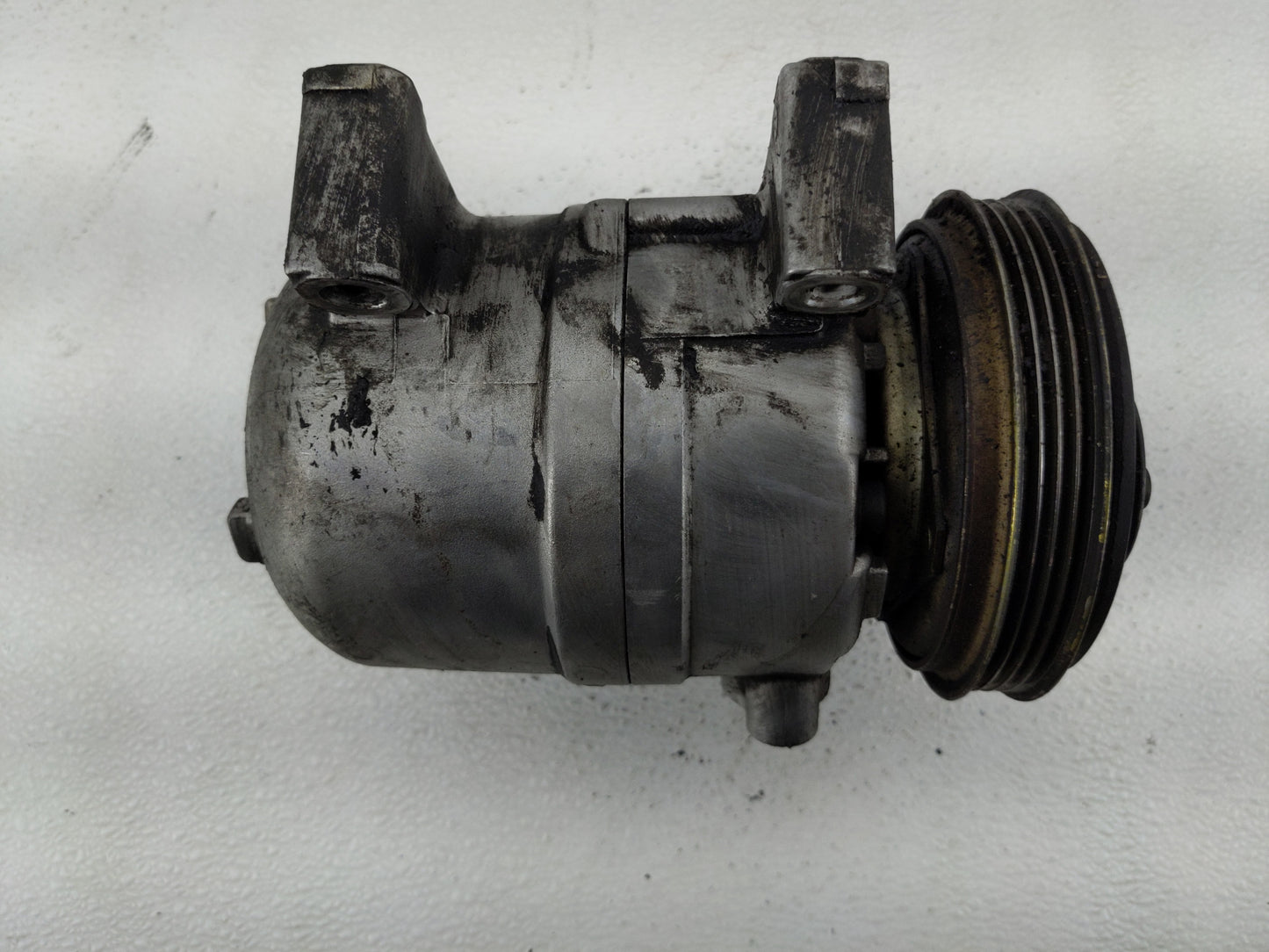 1998-1999 Nissan Altima Air Conditioning A/c Ac Compressor Oem - Oemusedautoparts1.com