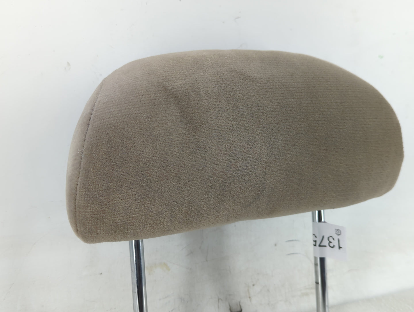 1999 Nissan Altima Headrest Head Rest Rear Center Seat Fits OEM Used Auto Parts - Oemusedautoparts1.com