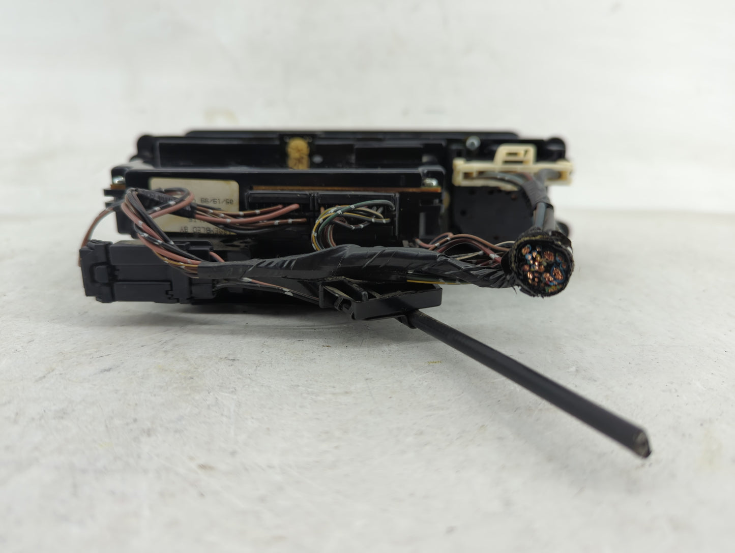 1999 Nissan Altima Climate Control Module Temperature AC/Heater Replacement P/N:275109E001 Fits OEM Used Auto Parts - Oemuse