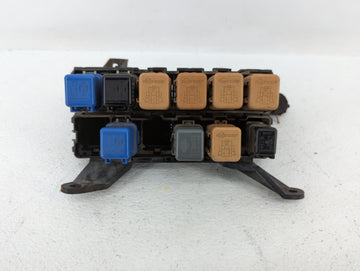 2000-2001 Nissan Altima Fusebox Fuse Box Panel Relay Module P/N:7124-6529 Fits Fits 2000 2001 OEM Used Auto Parts