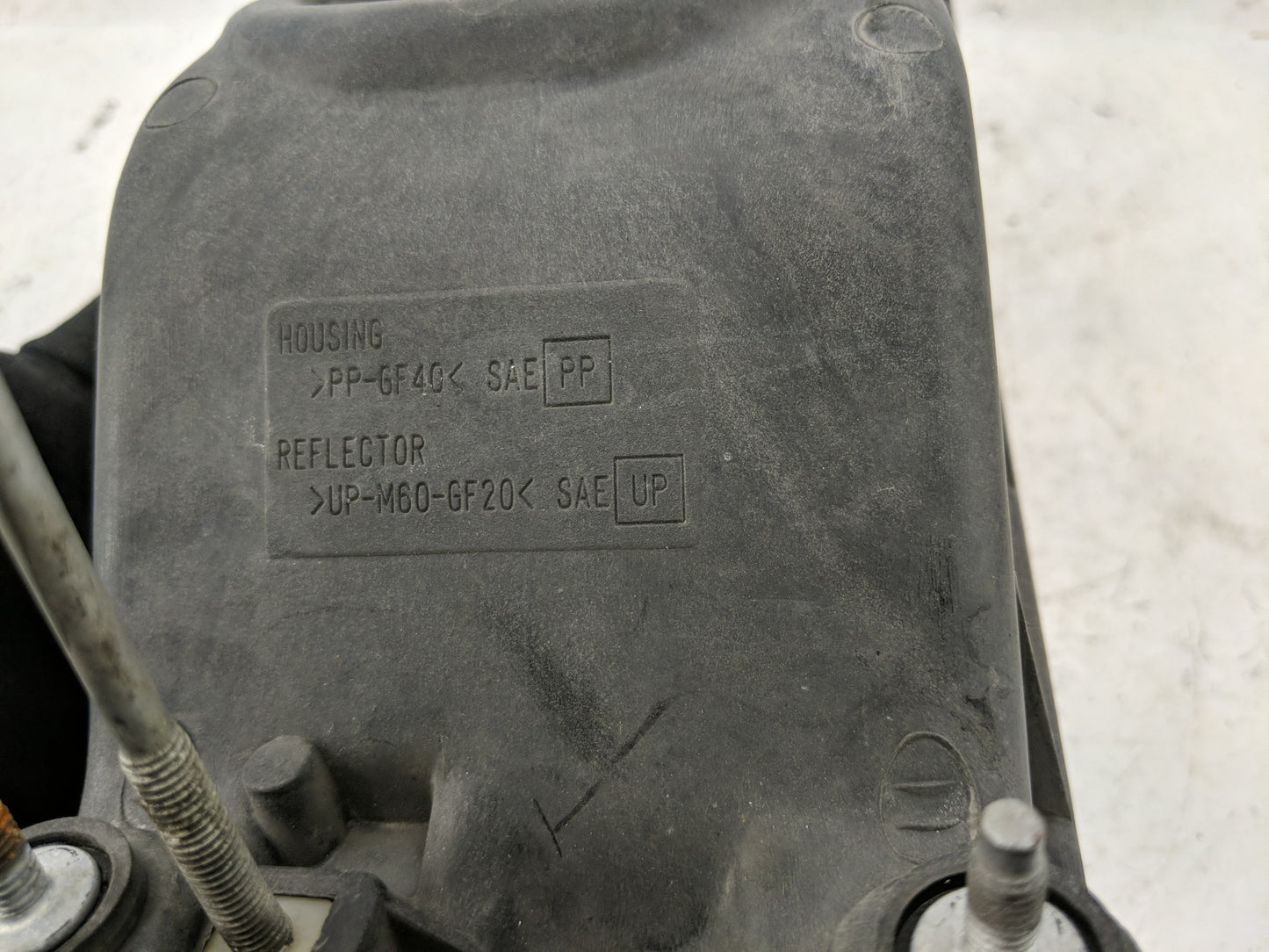 1997-1999 Nissan Maxima Passenger Right Oem Head Light Headlight Lamp - Oemusedautoparts1.com