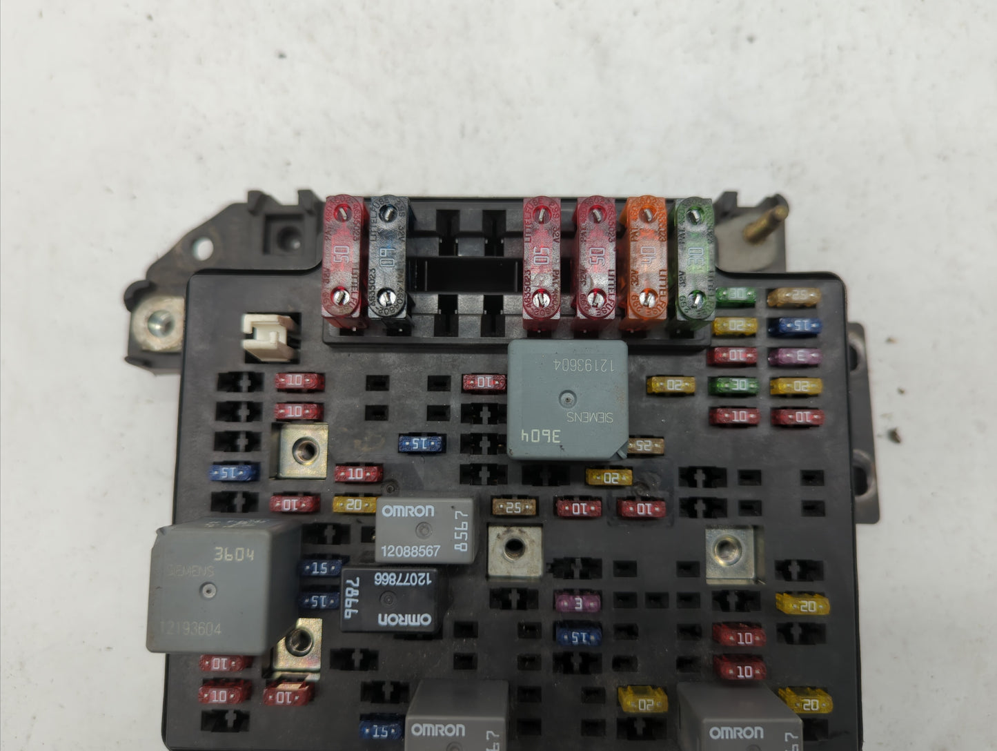 1999 Nissan Quest Fusebox Fuse Box Panel Relay Module P/N:15328842 Fits OEM Used Auto Parts - Oemusedautoparts1.com