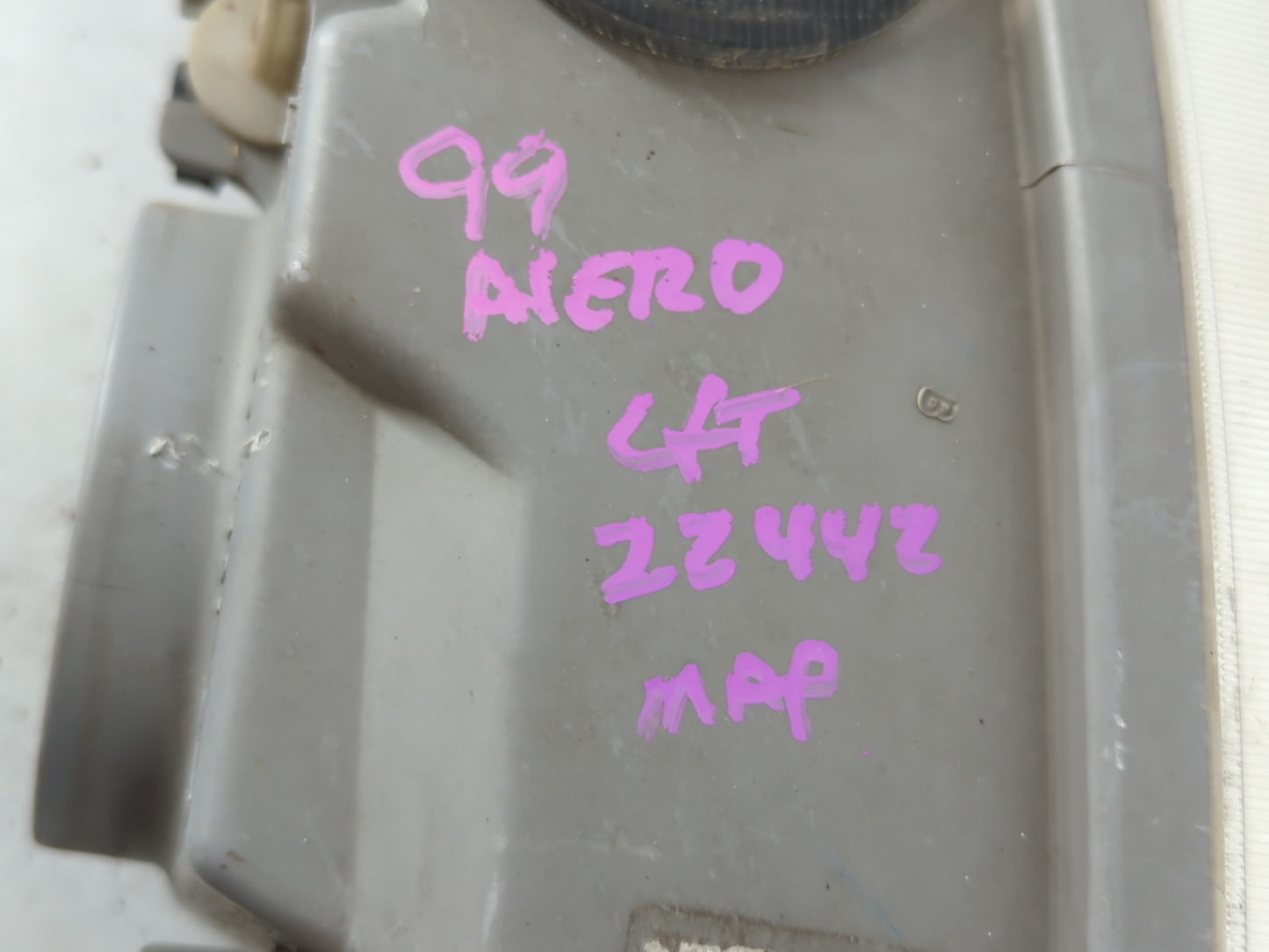 1999-2004 Oldsmobile Alero Driver Left Oem Head Light Headlight Lamp - Oemusedautoparts1.com