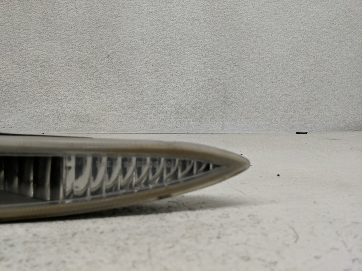 1995-1999 Oldsmobile Aurora Passenger Right Oem Front Light Lamp - Oemusedautoparts1.com