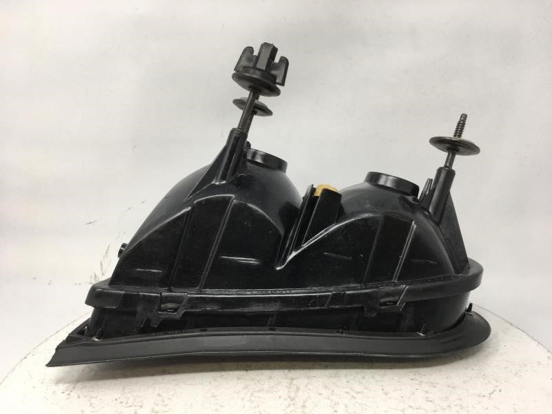 1999 Oldsmobile Aurora Tail Light Assembly Driver Left OEM P/N:QTR PNL MTD DRIVER LEFT Fits Fits 1995 1996 1997 1998 OEM Use