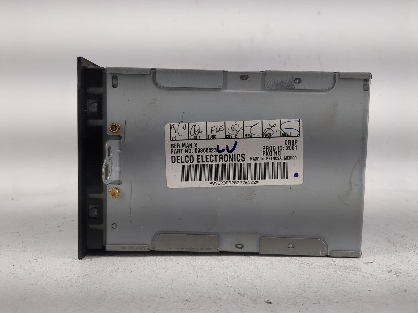 1998-1999 Oldsmobile Bravada Radio AM FM Cd Player Receiver Replacement P/N:09366523 Fits Fits 1996 1997 1998 1999 2000 OEM 