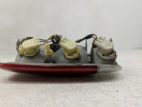 1996-2001 Oldsmobile Bravada Tail Light Assembly Passenger Right OEM P/N:16518500 Fits OEM Used Auto Parts - Oemusedautopart