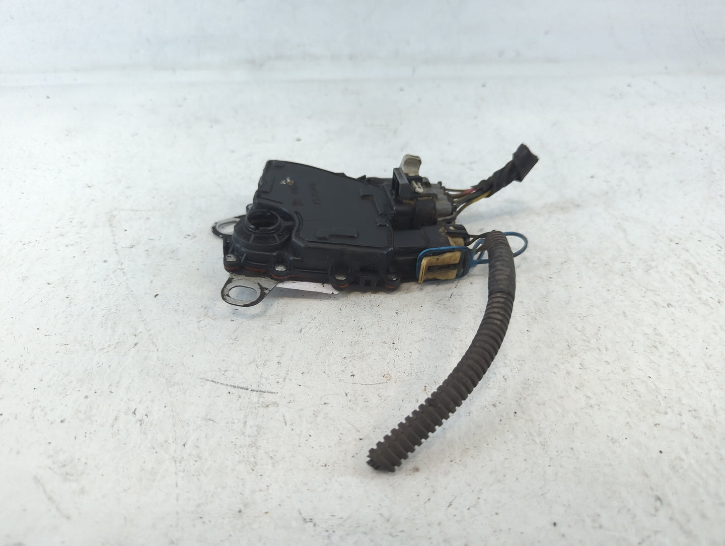 1993-2005 Pontiac Bonneville Ignition Coil Igniter Pack - Oemusedautoparts1.com