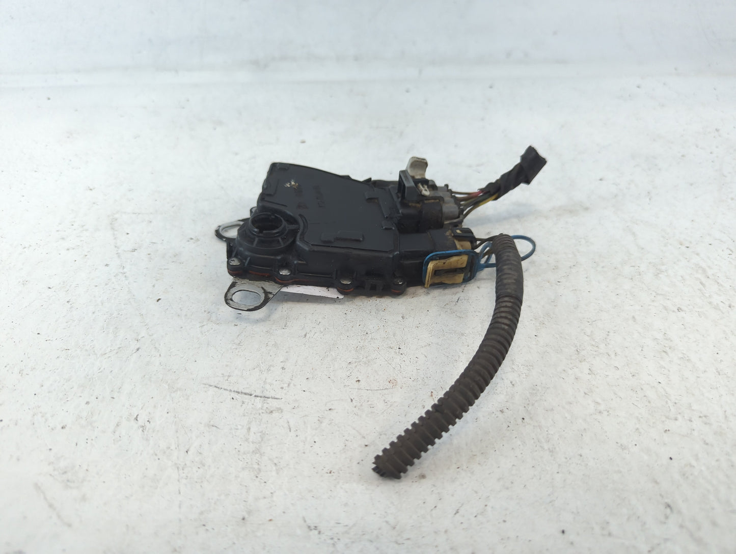 1993-2005 Pontiac Bonneville Ignition Coil Igniter Pack - Oemusedautoparts1.com