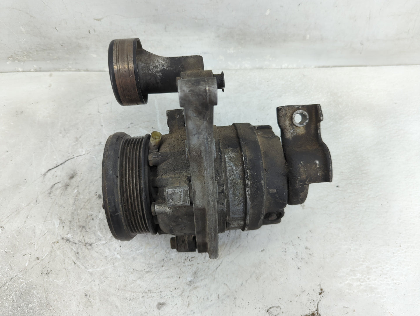 1995-2002 Pontiac Firebird Air Conditioning A/c Ac Compressor Oem - Oemusedautoparts1.com