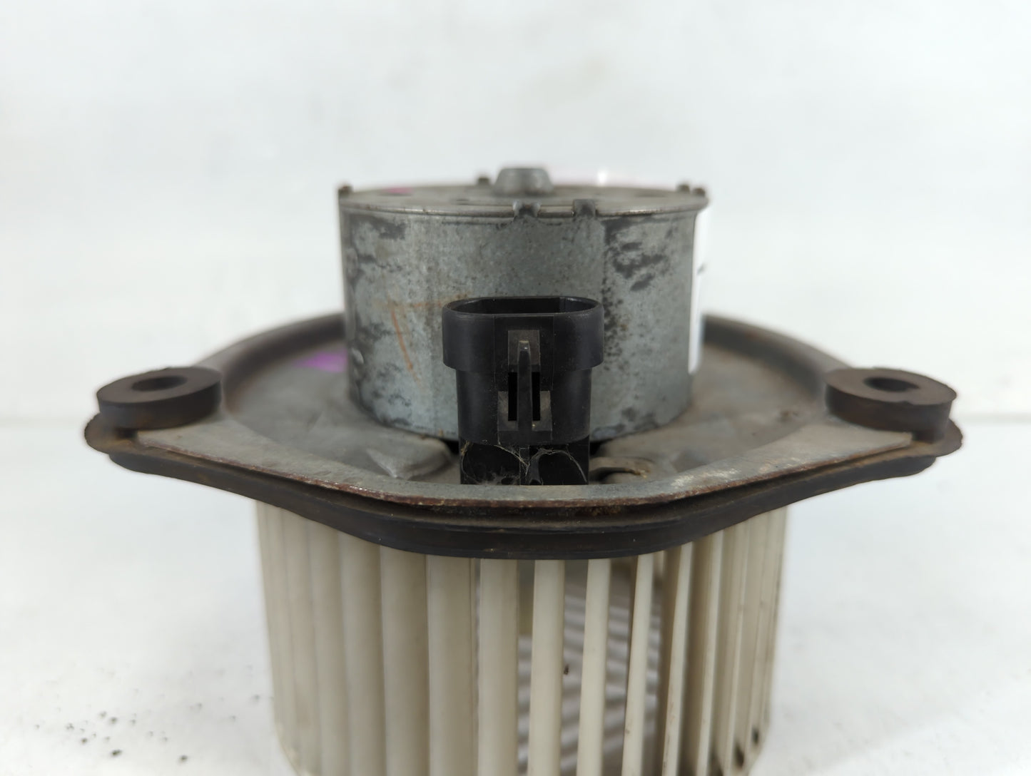 1999-2002 Pontiac Grand Am Rear Heater AC Blower Motor P/N:5050000 Fits Fits 1997 1998 1999 2000 2001 2002 OEM Used Auto Par
