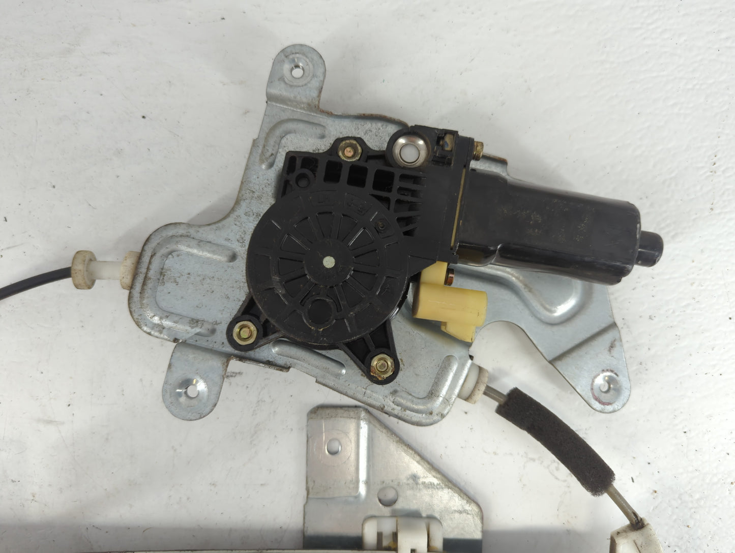 1999-2005 Pontiac Grand Am Driver Left Rear Window Regulator - Oemusedautoparts1.com