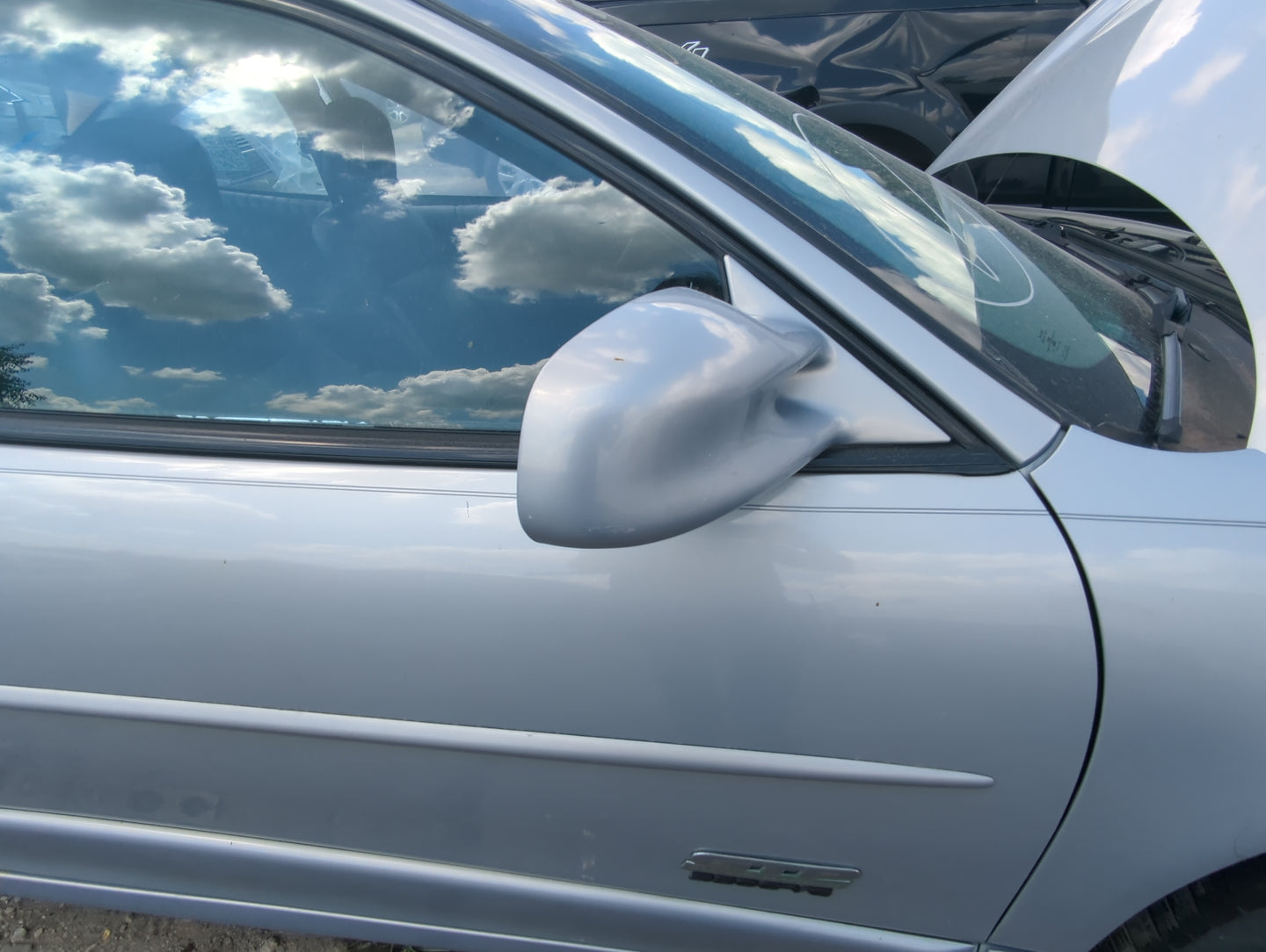 1997-2003 Pontiac Grand Prix Passenger Side View Mirror - Right Door Mirror OEM Used - Oemusedautoparts1.com