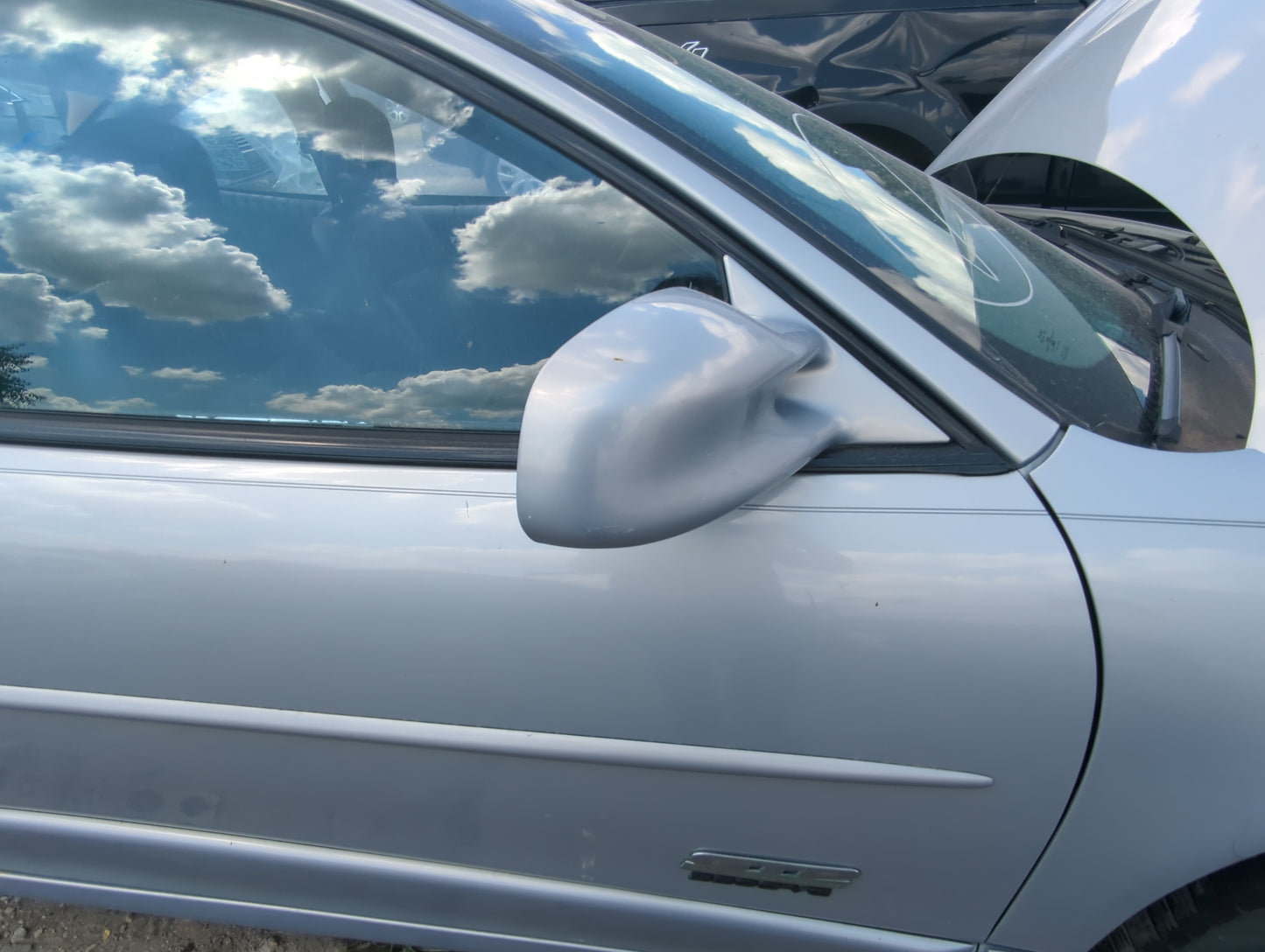 1997-2003 Pontiac Grand Prix Passenger Side View Mirror - Right Door Mirror OEM Used - Oemusedautoparts1.com