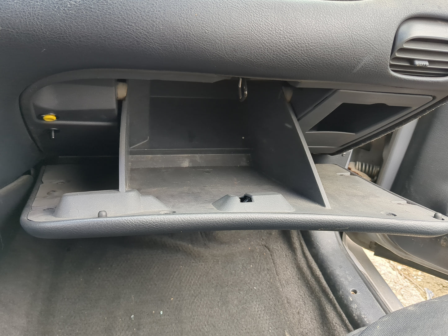 1999 Pontiac Grand Prix Passenger Glove Box Door Storage Compartment - Oemusedautoparts1.com
