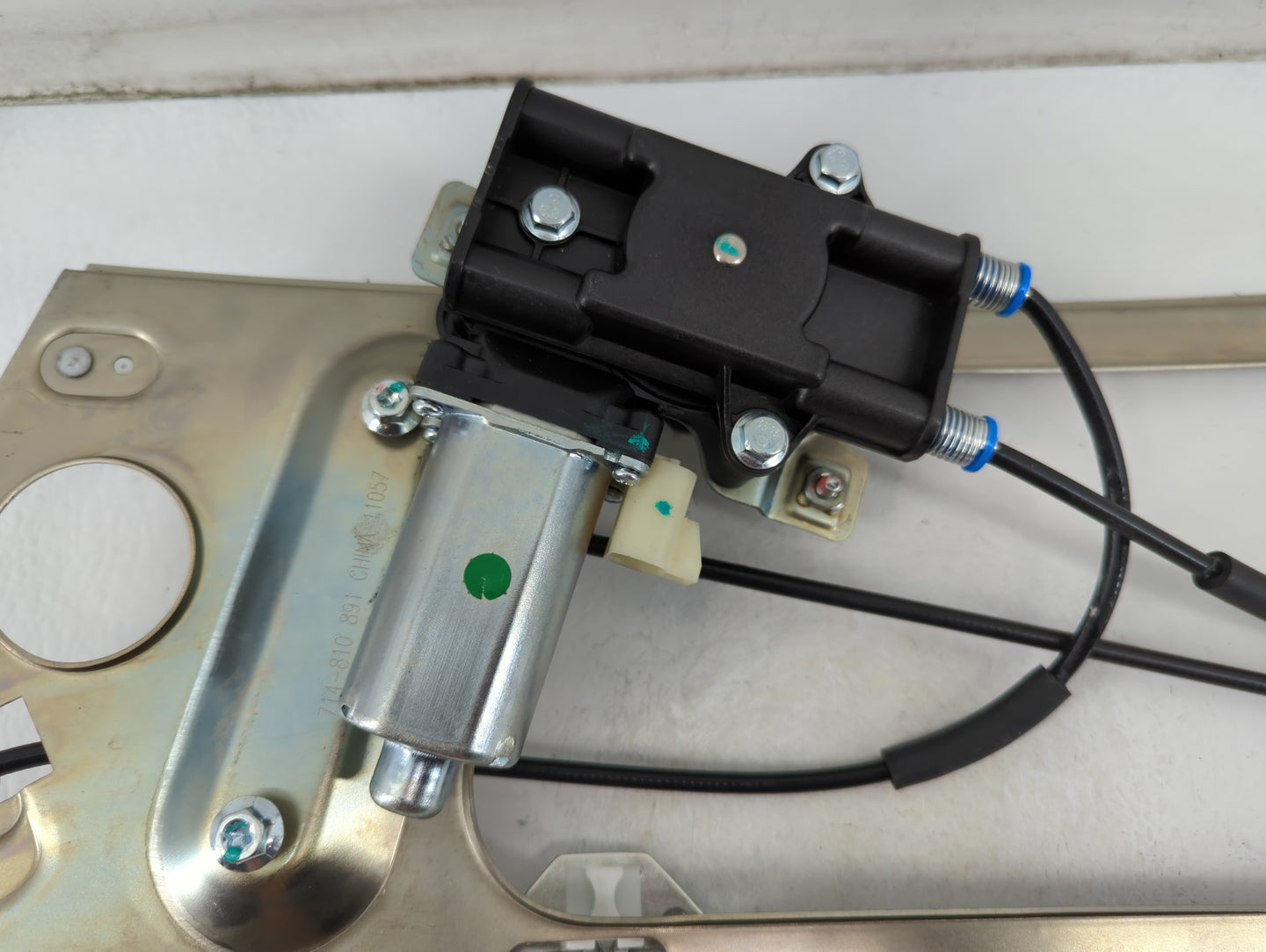 1997-2002 Pontiac Grand Prix Driver Left Front Window Regulator - Oemusedautoparts1.com