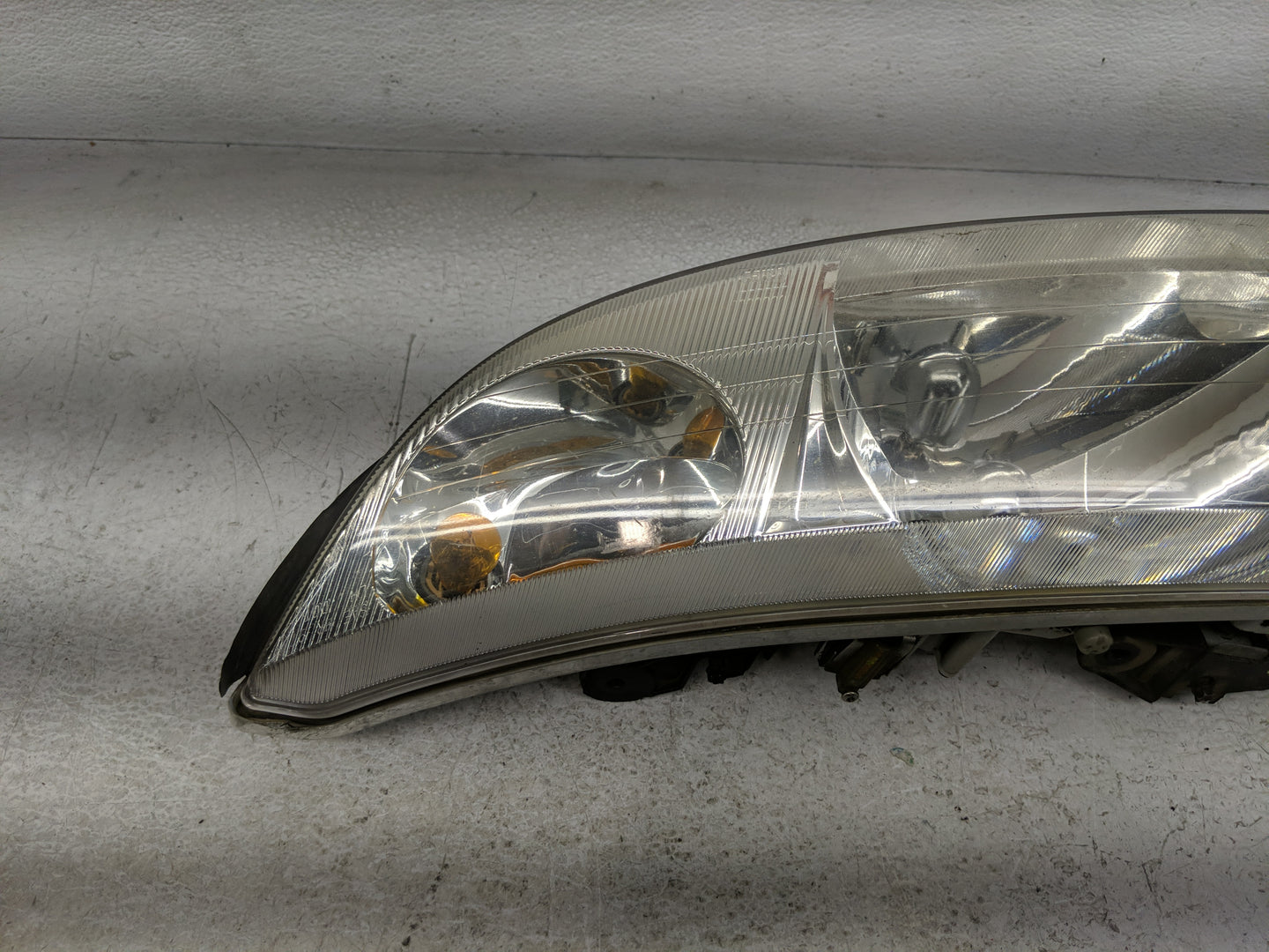 Saturn Sc Driver Left Oem Head Light Headlight Lamp - Oemusedautoparts1.com