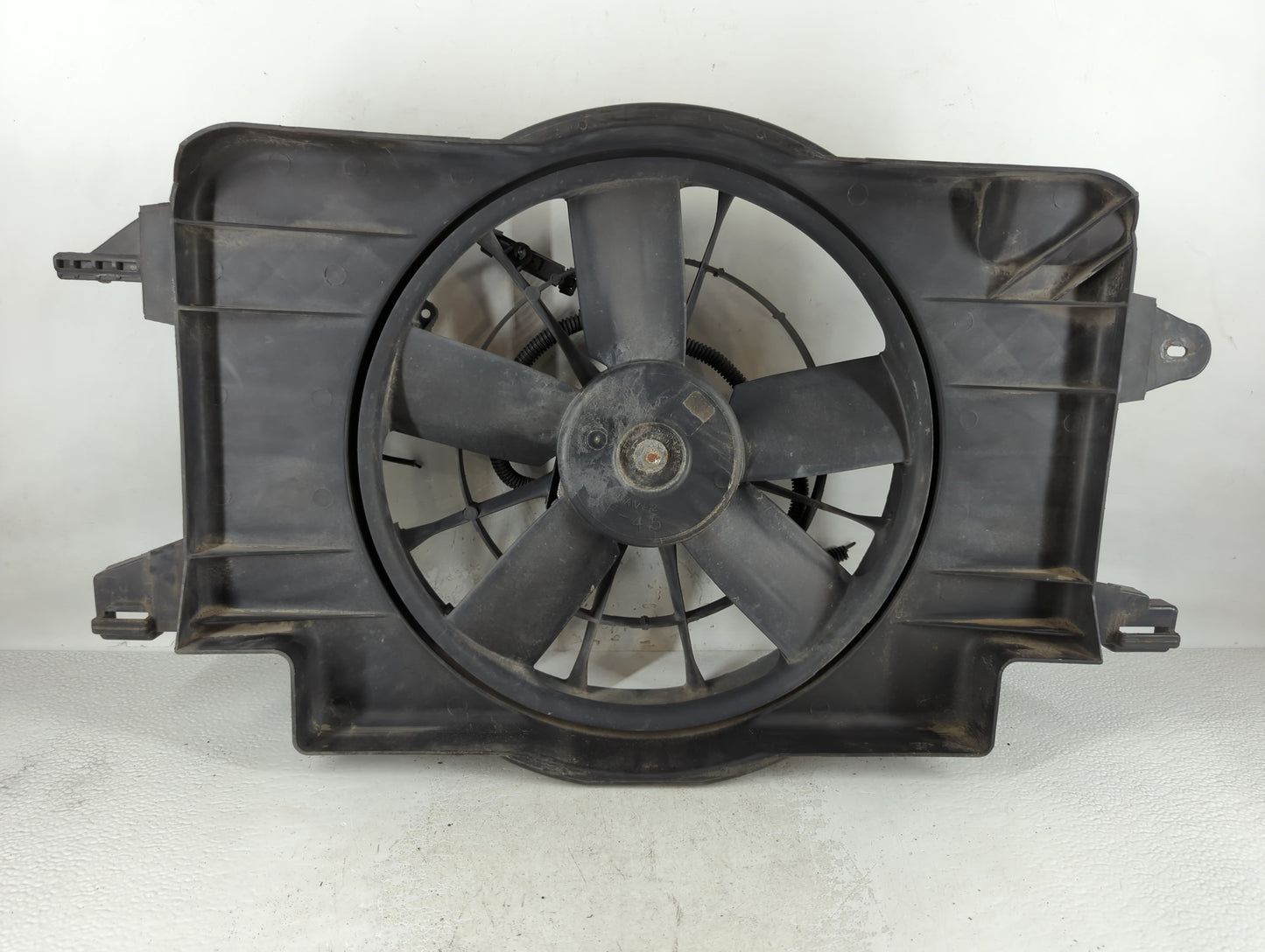 Saturn Sc Left Radiator Fan Motor Assembly - Oemusedautoparts1.com