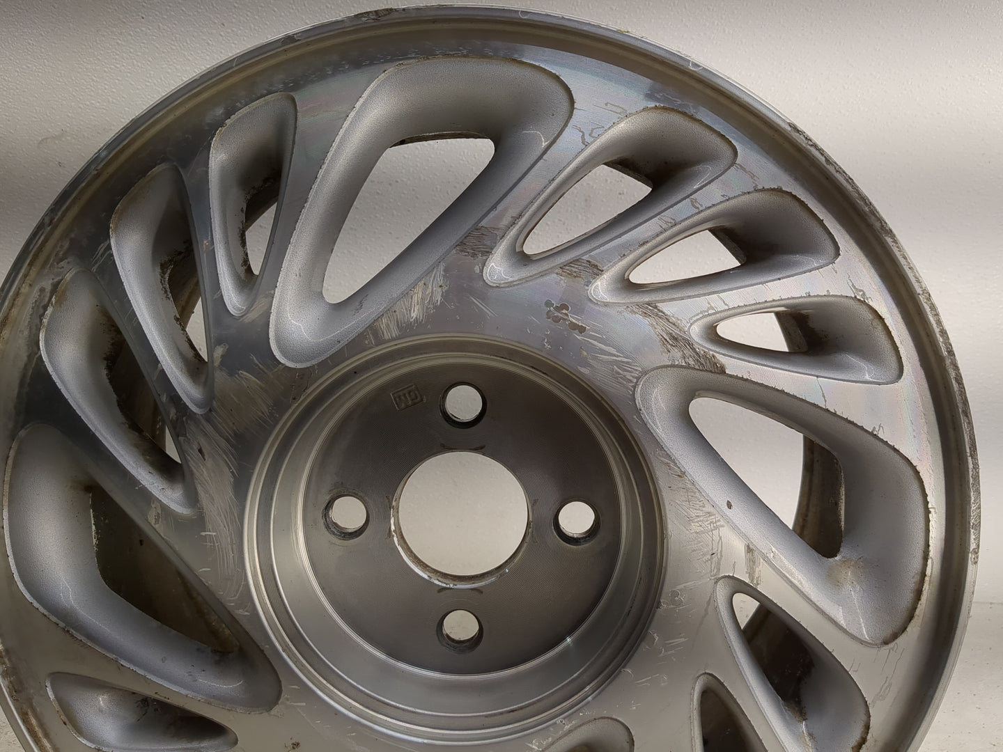 1998-1999 Saturn Sc1 Oem Wheel Rim - Oemusedautoparts1.com