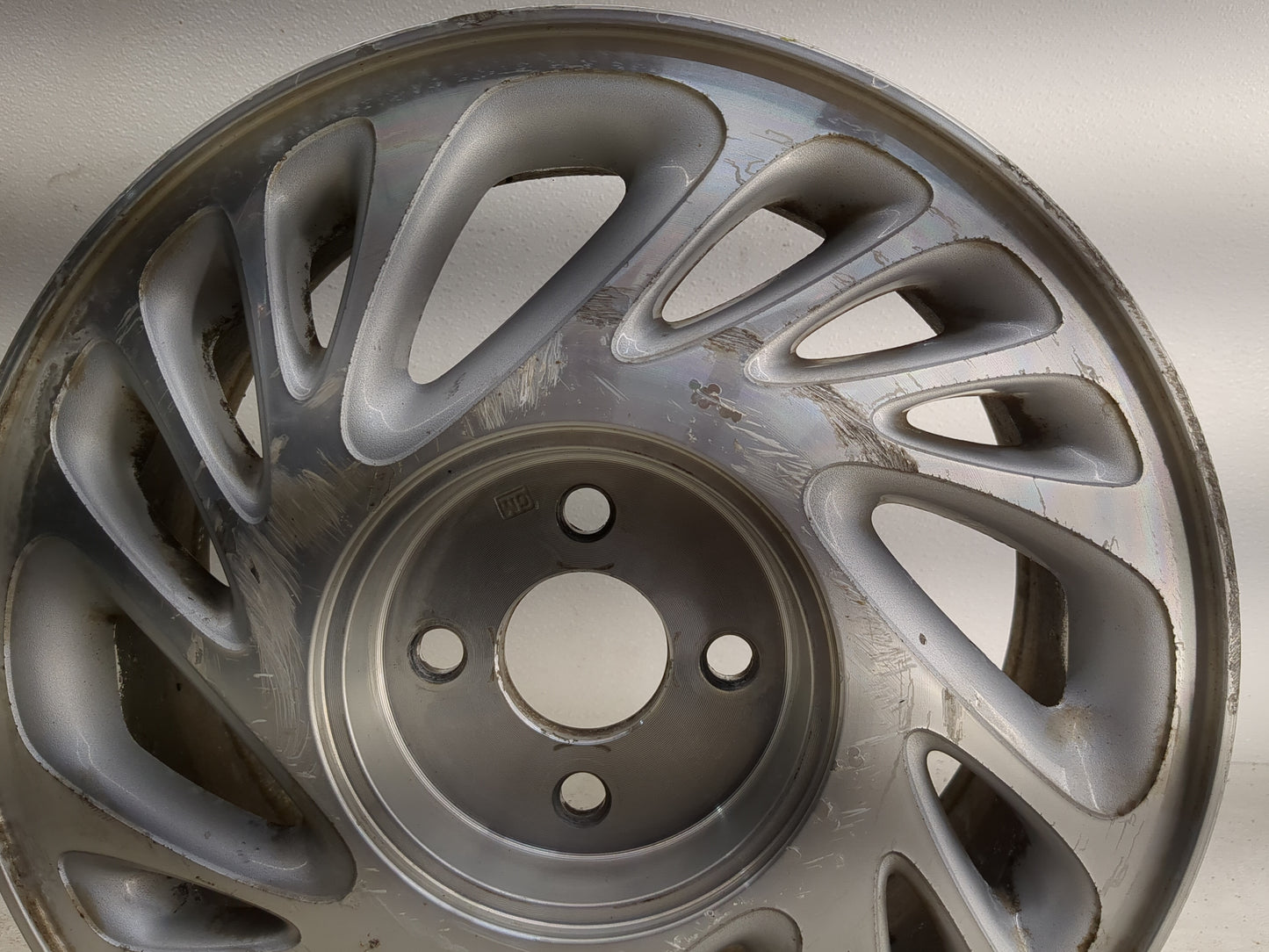 1998-1999 Saturn Sc1 Oem Wheel Rim - Oemusedautoparts1.com